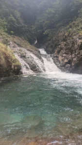 Sentier de la chute Bijagua